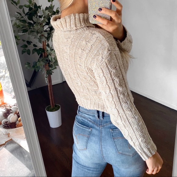 🐑 OATMEAL CABLE KNIT CROPPED KNIT TURTLENECK JUMPER! - Picture 4 of 10